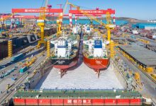 太震撼！4艘海上“巨无霸”同日出坞，恒力重工刷新全球造船纪录 - 大风热搜网