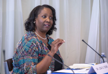 特朗普为何无法解雇丽莎·库克？最高法院最新裁决揭晓！ - 大风热搜网