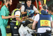 全城愤怒！西耶路撒冷民众集会抗议托儿所安全漏洞致2名婴儿死亡 - 大风热搜网