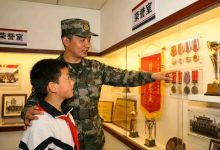 9岁男孩答“军人为何而战”燃爆全网，质朴誓言尽显少年家国担当 - 大风热搜网