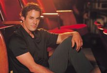 演员尼古拉斯·布伦顿离世，享年54岁，一代人的青春记忆落幕 - 大风热搜网