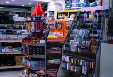 江西12岁女孩自主创业开文具店，攒下4万压岁钱当启动金，雇妈妈看店引热议 - 大风热搜网