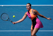 澳网女单决赛上演大逆转，萨巴伦卡决胜盘崩盘，雷巴金娜逆袭捧杯 - 大风热搜网