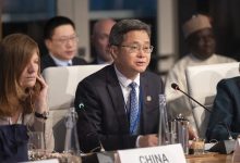 中国财长华盛顿发声：呼吁世行改革，中国愿做全球增长“稳定锚” - 大风热搜网