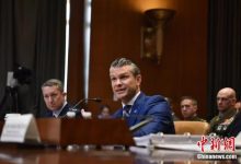 咆哮、甩锅与逻辑崩塌：一场听证会如何撕下战争面具 - 大风热搜网