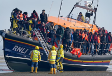 英法边境“大撒把”?4万移民压境,昔日盟友为何突然互撂挑子 - 大风热搜网