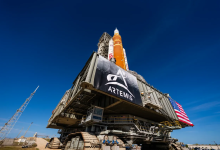 星辰归途：阿尔忒弥斯二号划破长空，人类文明迈向深空的新序章 - 大风热搜网