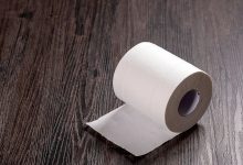 伊朗战火下的日本抢购潮：为何厕纸总成“恐慌硬通货”？ - 大风热搜网